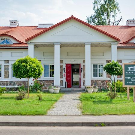 Kuźnia Pałacowa Korczew Zewnętrze zdjęcie